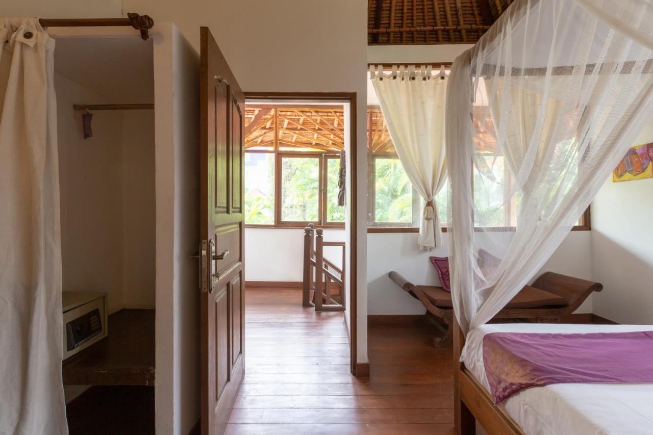 Villa Poppy Seminyak Luaran gambar